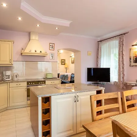 Caloroczny Magnolia Milkow-karpacz Semesterbostad Miłków