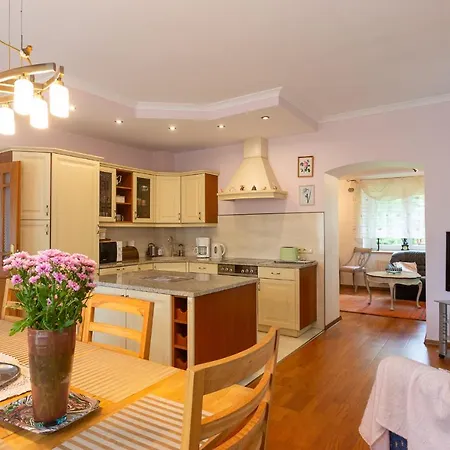 Semesterbostad Caloroczny Magnolia Milkow-karpacz Miłków