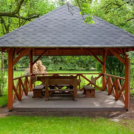 Semesterbostad Caloroczny Magnolia Milkow-karpacz *