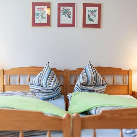 Semesterbostad Caloroczny Magnolia Milkow-karpacz *