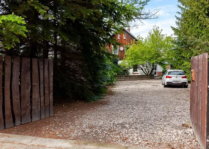 Caloroczny Magnolia Milkow-karpacz Сasa de vacaciones *